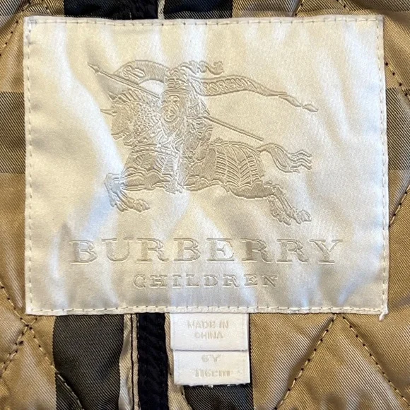 BURBERRY Children Quilted Jacket - Picture 9 of 16